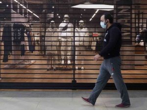 Rusya’da Günlük Covid-19 Vaka Sayısında Yeni Rekor