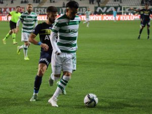 Spor Toto Süper Lig: Konyaspor: 2 - Fenerbahçe: 0 (Maç Devam Ediyor)