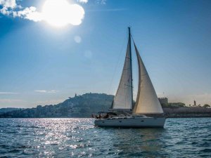 Kuşadası’nda 110 Yelkenci Cumhuriyet İçin Yelken Bastı