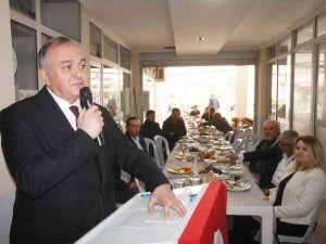 Mhp’li Akçay: "Chp Atatürk’e Nankörlük Yapan Bir Partidir"