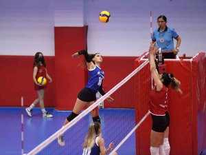 Muratpaşa’nın Sultanları Galibiyet Serisini 4’e Çıkardı