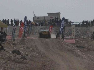 Kilis’te Off-road Yarışları Nefes Kesti