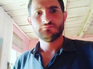 Düğünde Atılan Maganda Kurşunu İle Boynundan Yaralandı