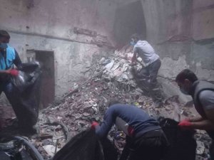 Diyarbakır’da 500 Yıllık Tarihi Hamamda 15 Ton Çöp Çıkarıldı