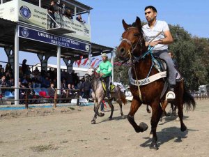 Bursa’da Rahvan Atlar Cumhuriyet İçin Koştu