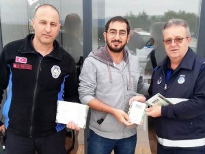 Akbaş Ve Sazil De Doğa Pasaportlu Oldu