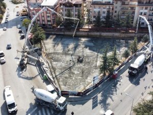 Ayvalı Gençlik Ve Kültür Merkezi’nin Temeli Atıldı