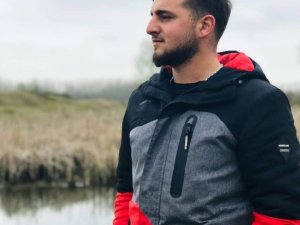 Kazada Yaralanan 20 Yaşındaki Genç Hayatını Kaybetti