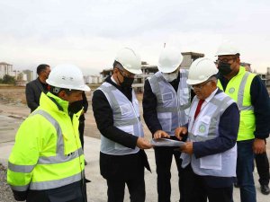 Başkan Büyükkılıç Ve İ̇l Başkanı Çopuroğlu’ndan Havalimanı İncelemesi