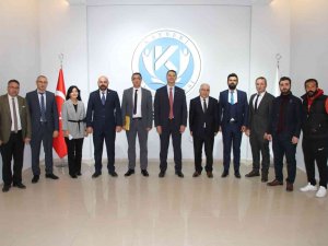 Ptt Kayseri Başmüdürü, Bünyan Myo’da Öğrencilerle Bir Araya Geldi