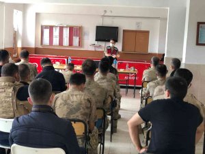 Tunceli’de ‘Kadına Yönelik Şiddet Ve Aile İ̇çi Şiddet’ Eğitimi