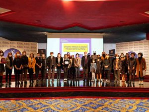 Girişimci Anneler Akademisi’nden Mezun Olan Anneler Sertifikalarına Kavuştu