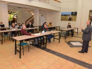 Arıcılığın Püf Noktalarını Öğrendiler