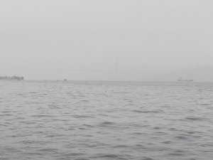 İ̇stanbul Boğazı Sis Nedeniyle Çift Yönlü Transit Gemi Geçişine Kapatıldı