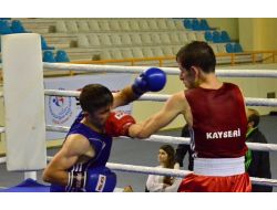 Türkiye Boks Grup Şampiyonası Adana’da Devam Ediyor