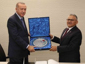 Büyükkılıç, Ak Parti’nin İktidara Gelişinin 19. Yıldönümünü Kutladı