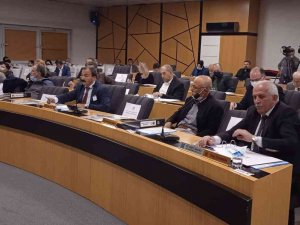 Afyonkarahisar Belediyesinden Ulaşım Ve Suya Zam Kararı