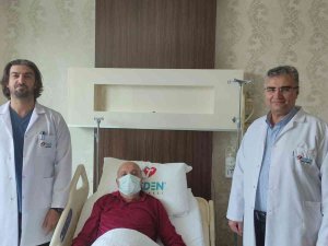 Tek Seansta 3 Ameliyat Olarak Sağlığına Kavuştu