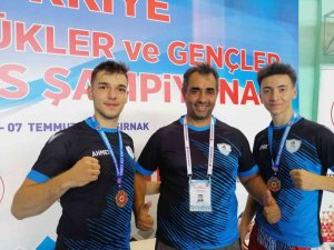 Pamukkale Belediyesporlu 3 İsim Karadağ Yolcusu