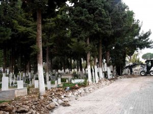 Kuşadası Belediyesi Hizmetleri Devam Ediyor