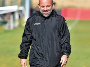 Uşakspor, Kırşehir Belediye Hazırlıklarına Başladı