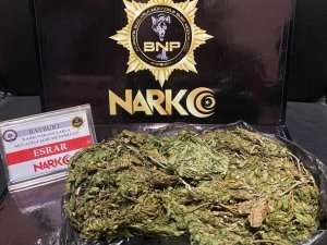 Bayburt’ta Bir Miktar Esrar Ele Geçirilerek 2 Kişi Gözaltına Alındı