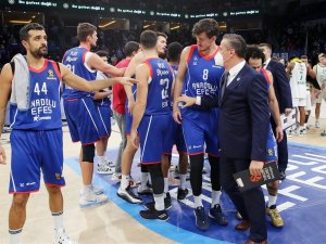 Anadolu Efes’in Konuğu Zenit
