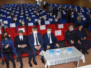 Muhtarlara ’Kadına Yönelik Şiddetle Mücadele’ Toplantısı