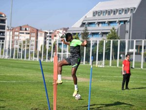 Bursaspor’da Kocaelispor Maçı Hazırlıkları Devam Etti