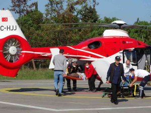 Yamaçtan Yuvarlanan Çobanın Yardımına Ambulans Helikopter Yetişti