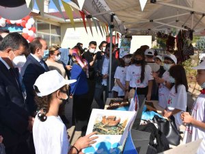 Şırnak’ta Tübi̇tak 4006 Bilim Fuarı Açıldı