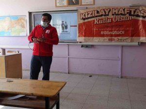 Erciş’te Kızılay Haftası Etkinliği