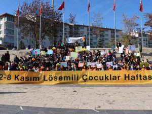 Ortaokul Öğrencileri Lösemiye Dikkat Çekti