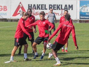 Samsunspor İle Manisa Fk Kozlarını Paylaşıyor