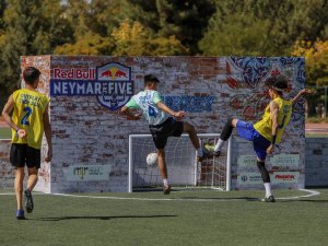 Red Bull Neymar Jr’s Five’ta Final Şekilleniyor