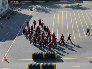 İ̇tfaiyeden Zorlu Parkur