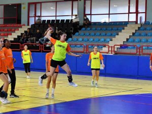 Mavi Kelebekler, Kastamonu Maçında Liderliği Korumak İstiyor