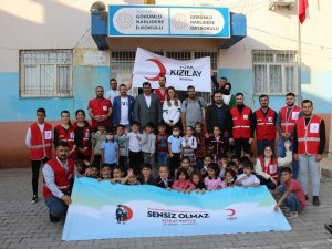 Genç Kızılay Manisa, Silopili Öğrencileri Sevindirdi