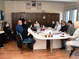 Oral: "Eğitim Kırmızı Çizgilerimizdendir"