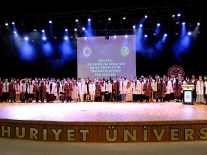 Salgın Engel Olmuştu, Önlüklerine Kavuştular