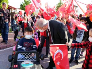 Minikler Eğlenerek Trafik Kurallarını Öğreniyor