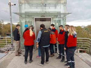 Dünyanın Her Yerinden Gelip Eğitim Alıyorlar