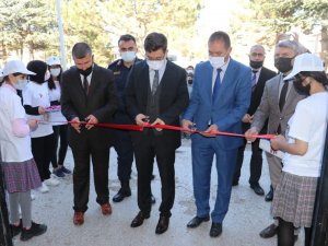 Şuhut’ta Tübi̇tak 4006 Bilim Fuarına Yoğun İlgi