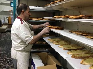 93 Yıllık Fırında Yapılan Ekmekler İl Dışına Gönderiliyor
