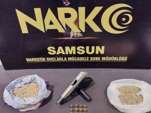 Evinde Ve Üzerinde Uyuşturucu Ele Geçirildi