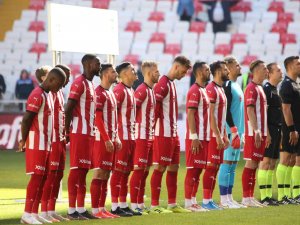 Sivasspor Ligdeki 7. Beraberliğini Aldı