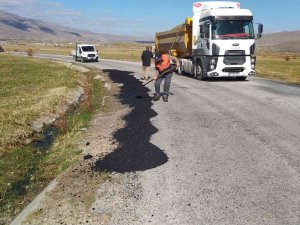 Muradiye’de Yol Yama Çalışması