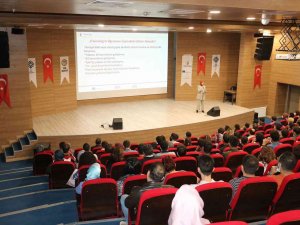 Cizre’de Öğretmenlere Yönelik Etwinning Proje Bilgilendirme Toplantısı