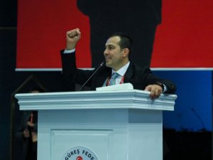 Türkiye Güreş Federasyonu’nda Şeref Eroğlu Başkan Seçildi