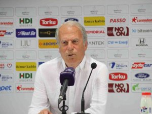 Denizli: "Son Haftalarda Yediğimiz Gollerin Kaynağı, Bireysel Hatalar"